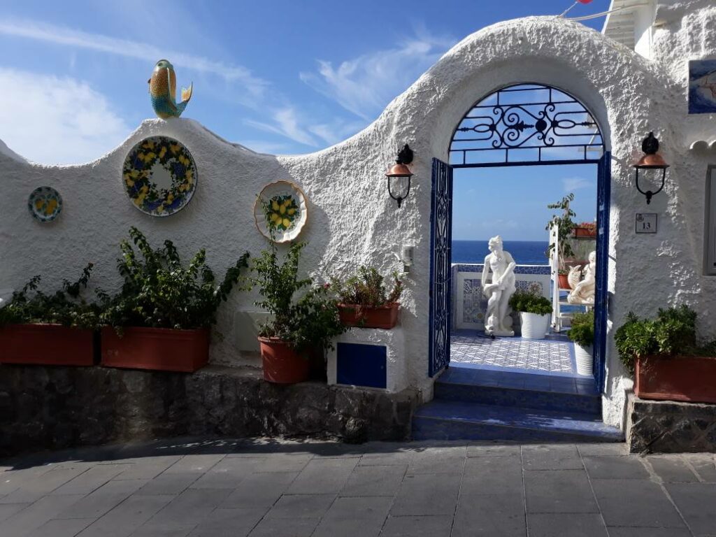 UN’IMMERSIONE RIGENERANTE: SORGETO-S.ANGELO. UN’IMMERSIONE RIGENERANTE: SORGETO-S.ANGELO.